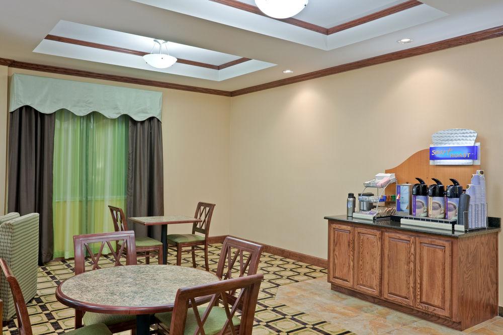 Holiday Inn Express Hotel & Suites Dumas By Ihg Eksteriør bilde